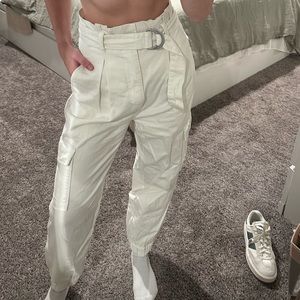 Aritizia Sunday Best belted High-Waisted pant